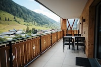 Modern apartment 100 m from ski area