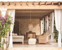 Vakantiehuis met terras met houten balken