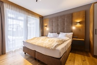 Premium Ferienwohnung mit 2 Schlafzimmern & Garten