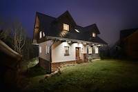 Villa in Bergen mit Sauna und Waldblick