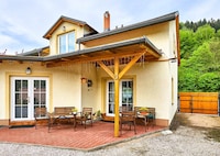 Villa in Ostböhmen mit Pool & Naturpfaden
