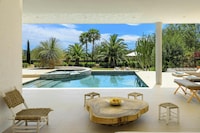 Villa op Ibiza met Zeezicht & Zwembaden