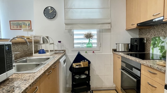 Appartement in Pals bij Golf en Strand, Pals