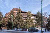 Alpine Retreat with Balcony