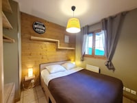 Apartment in Les Deux Alpes with Mountain Views