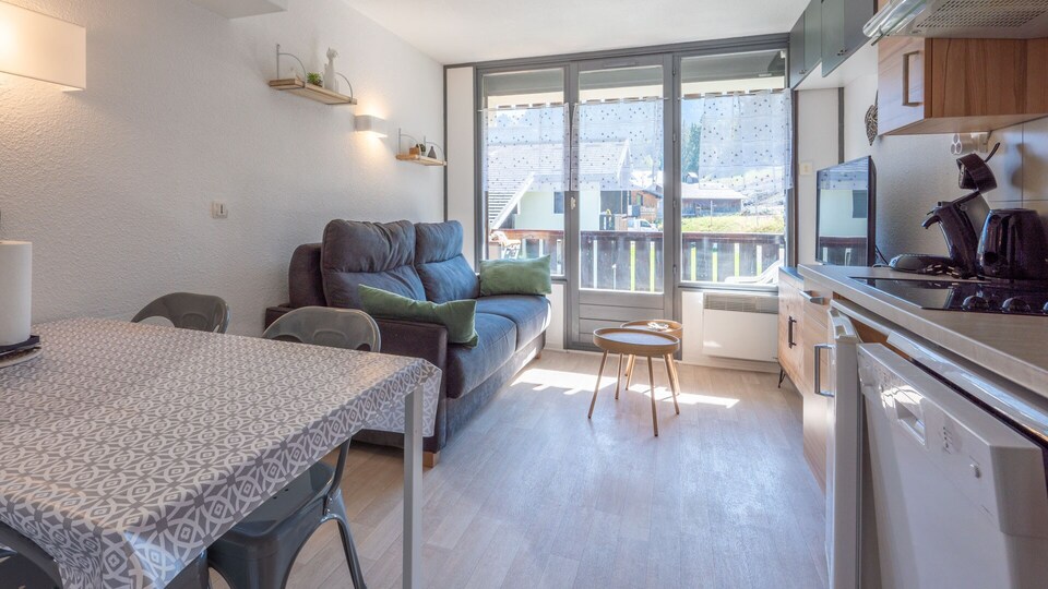 Studio in France near Ski Slope & Mountains, Morillon