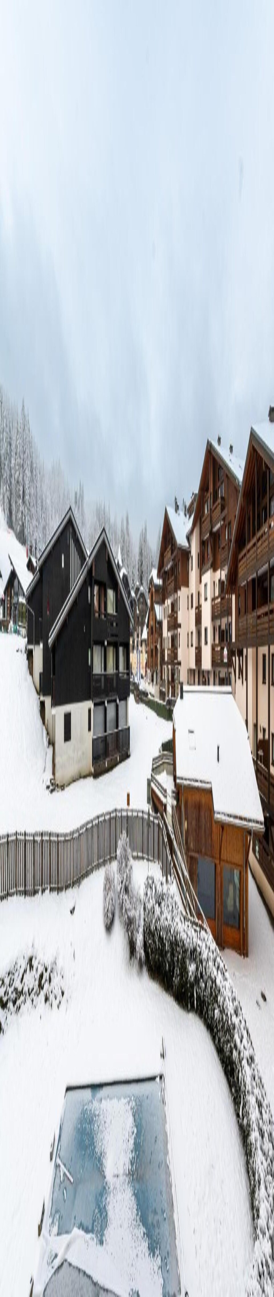 Apartment in Morillon with Pool & Mountain Views, Morillon