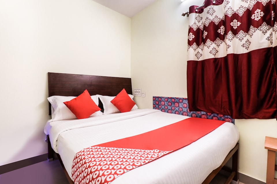 OYO 71677 Vasavi Residency, Rajahmundry, Rajahmundry