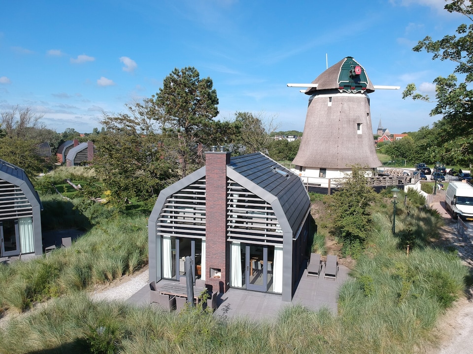 Villa in Egmond nahe Strand & Windmühle, Egmond aan Zee