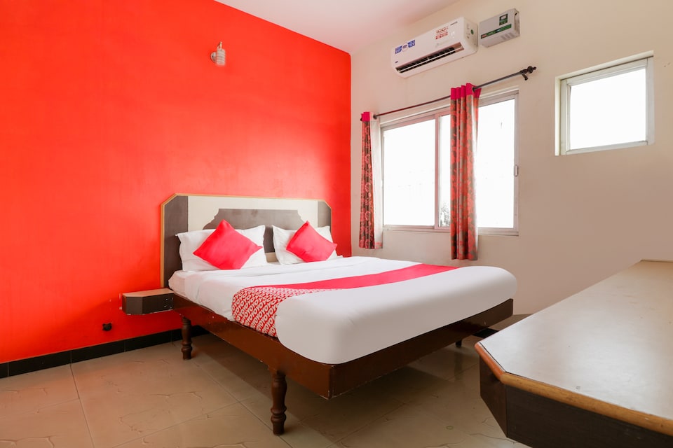 OYO 71679 Bmr Guest House, Pollachi City, Pollachi