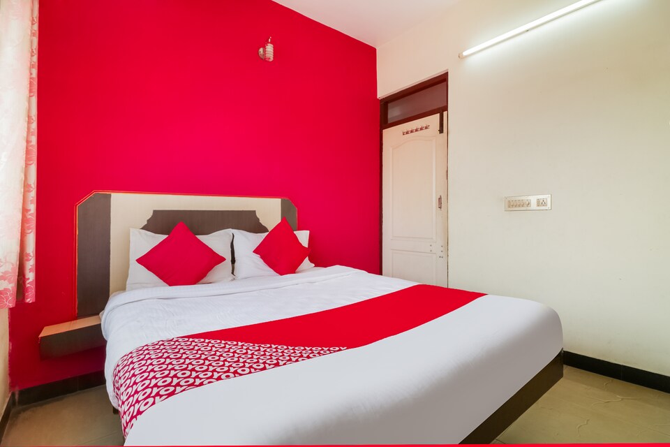 OYO 71679 Bmr Guest House, Pollachi City, Pollachi