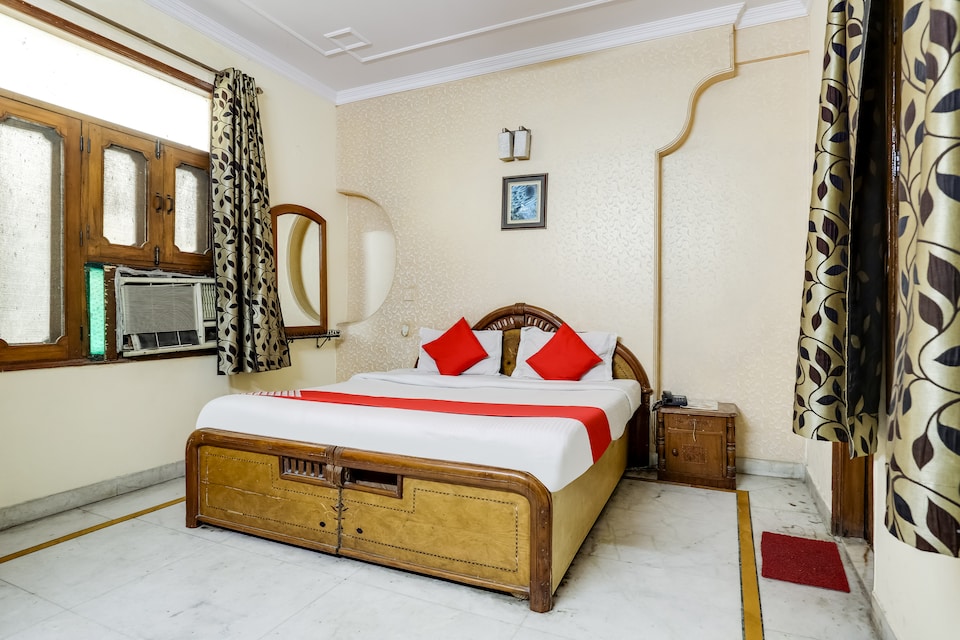 OYO 71681 Hotel Baba Continental, Karol Bagh Delhi, Delhi