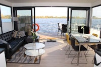 Hausboot am Xantener Nordsee
