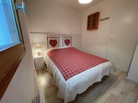 Moderne Wohnung im vierten Stock