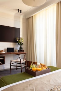 Palais Bourbon Hotel – Zimmer 14 – 2P – Invalides