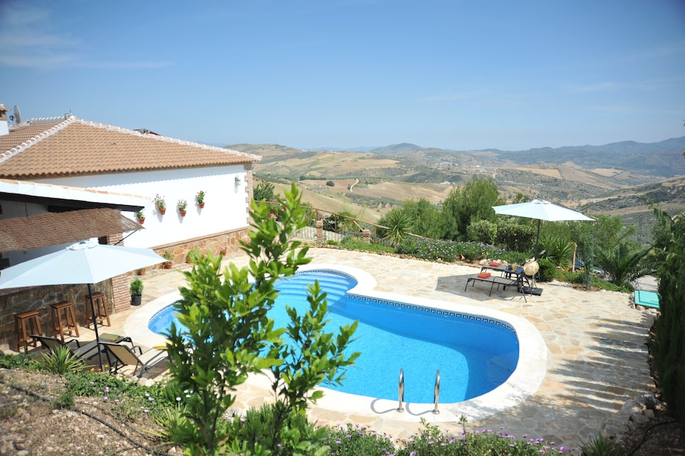 Casa rural en La Joya con piscina privada, Antequera