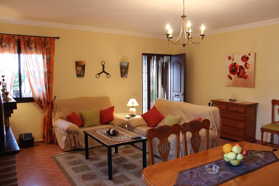 Casa rural en La Joya con piscina privada, Antequera