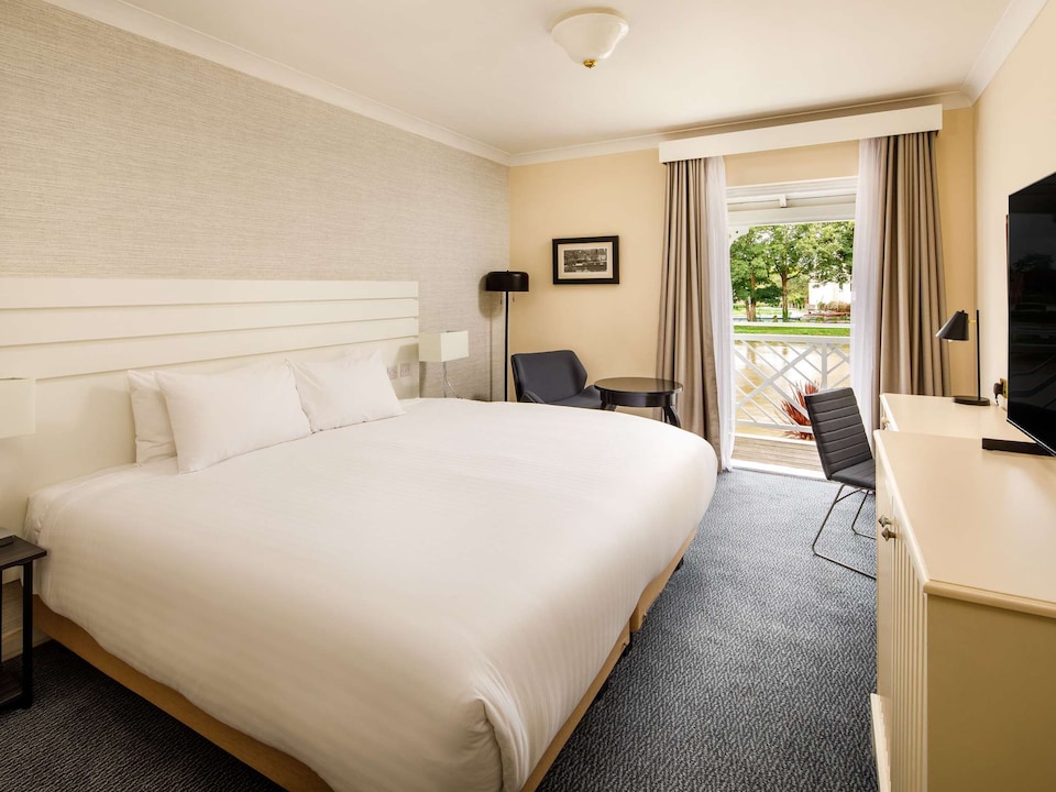 Sunday London Staines Hotel | Classic Double, Staines