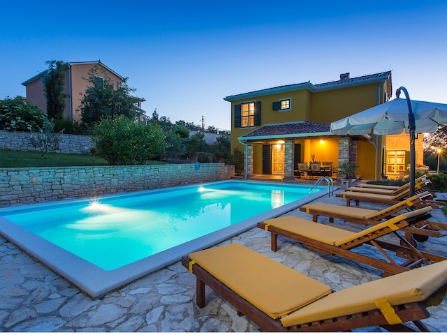 Villa in Montižana mit Pool am Mirna-Fluss