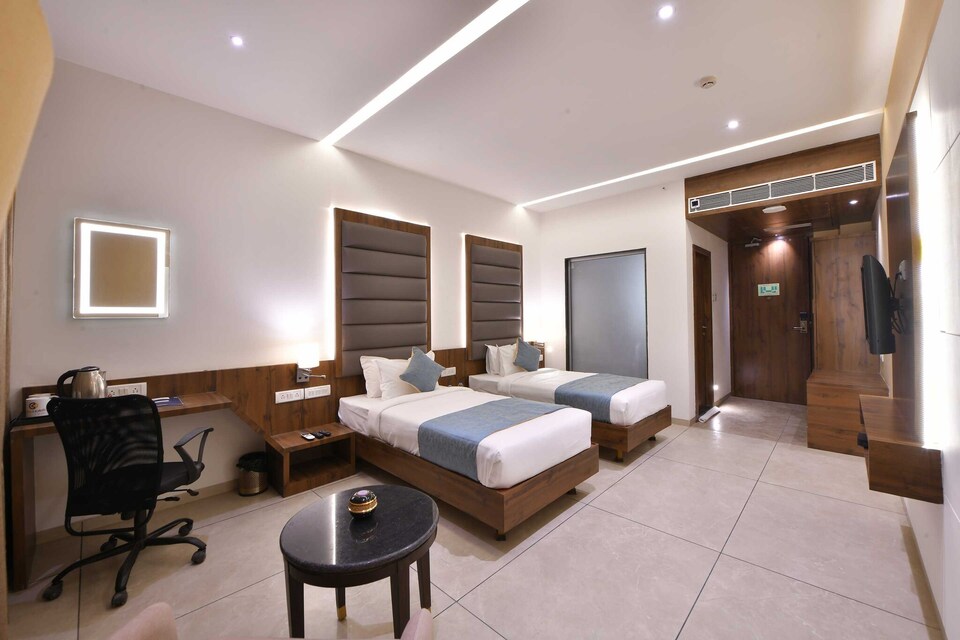Hotel in Morbi with Indoor Pool, Morbi