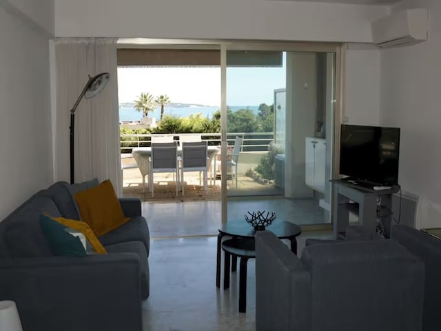 Appartement in Golfe Juan met zeezicht