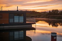 Drijvend huis bij Bärwalder See
