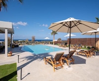 Villa a Creta con piscina e vista mare