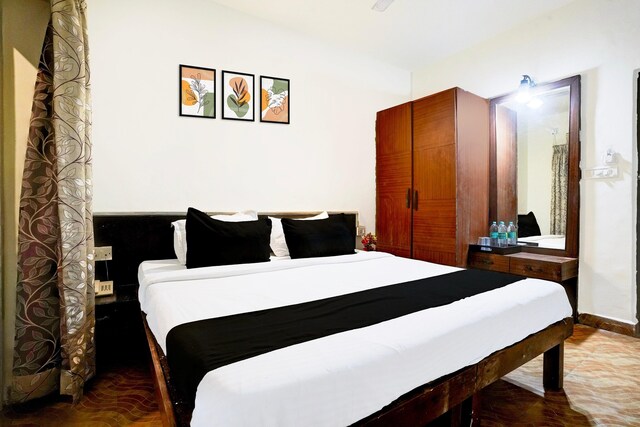 Gezellige kamers met zwembad Calangute Beach Goa, Calangute