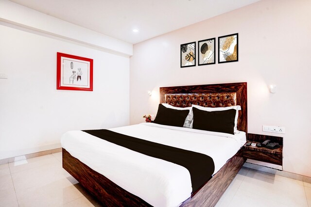 Premium tweepersoonskamer in Navi Mumbai, Navi Mumbai