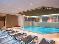 Wohnung in Beaufort mit Spa und Bergblick
