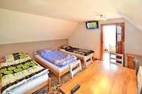 Large holiday home with a beautiful garden