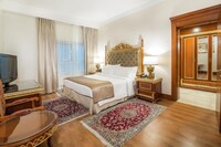 Premium Suite Stay  Sunday Dubai Holiday
