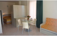 Studio für 4 Personen in Imperia