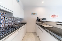 Apartment in L’Escala by Cala de la Creu Beach