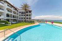 Apartment in L’Escala by Cala de la Creu Beach