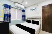 Super Townhouse Madhapur 100 feet Road formerly JKC Grand