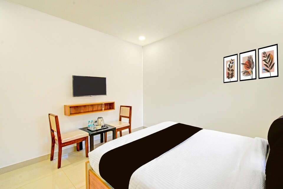 Super Townhouse Oak Suchitra Kompally Road, Hyderabad