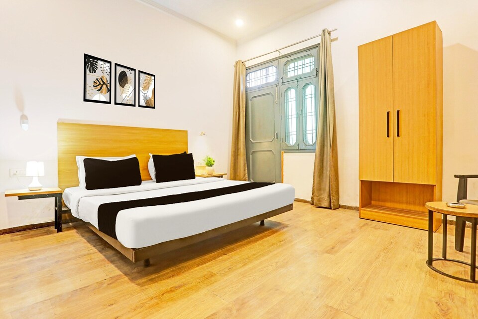 Townhouse Vijay Khand Gomti Nagar, Lucknow