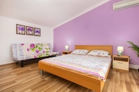 Wohnung Tribunj nahe Adria