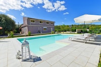 Villa con piscina privata
