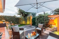 Apartment near Ostia Antica with Jacuzzi