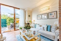 Apartment near Ostia Antica with Jacuzzi