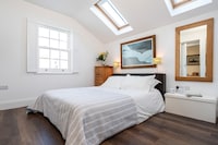 Lighthouse Cottage