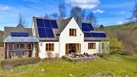 Holiday Home in Mid Wales with Countryside Views