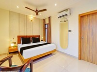 Super Townhouse Patel Nagar Near Saharanpur Chowk Dehradun