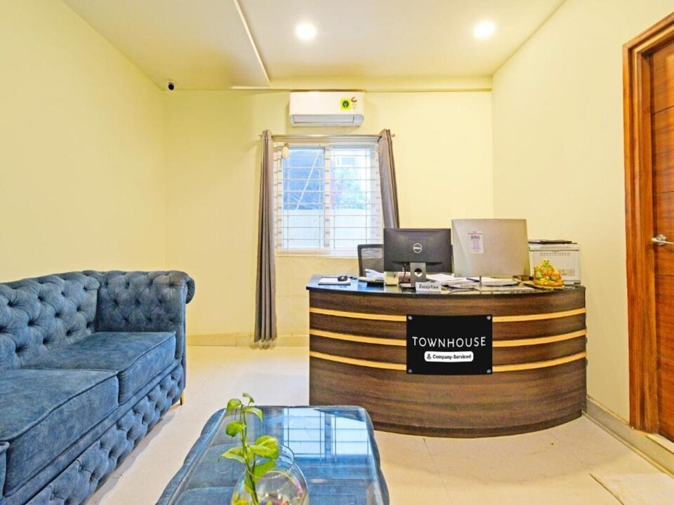 Townhouse Kondapur Near Botanical Garden, Kondapur