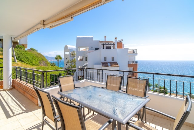 Appartement in Torrox met zeezicht, Urbanización Calaceite