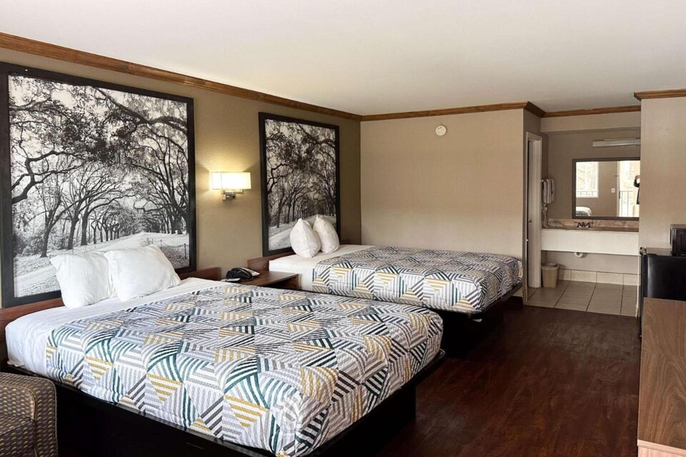 Cozy 2-Bed Room|Free Wifi&Parking, Atlanta
