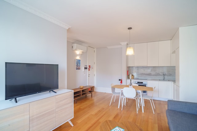 Feel Porto Downtown Charming Apartment II, Oporto