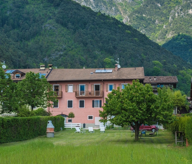 Apartment in Mezzolago with Lake Ledro Views